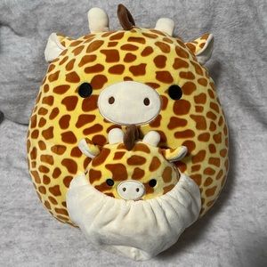 16” Gary and 5” Gary Squishmallows